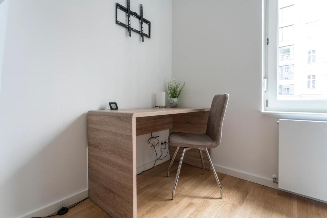 A Stylish Apartment In The Center Of True Берлин Экстерьер фото