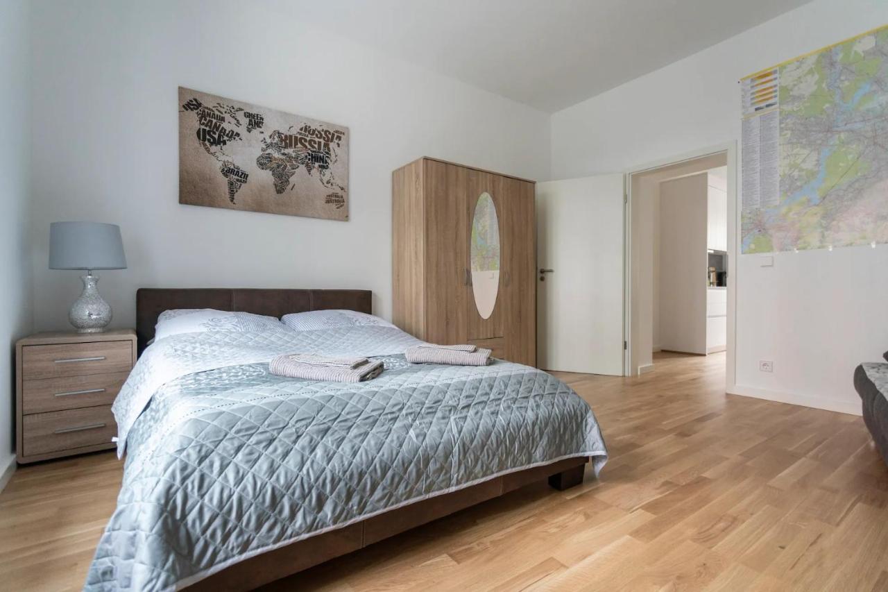 A Stylish Apartment In The Center Of True Берлин Экстерьер фото