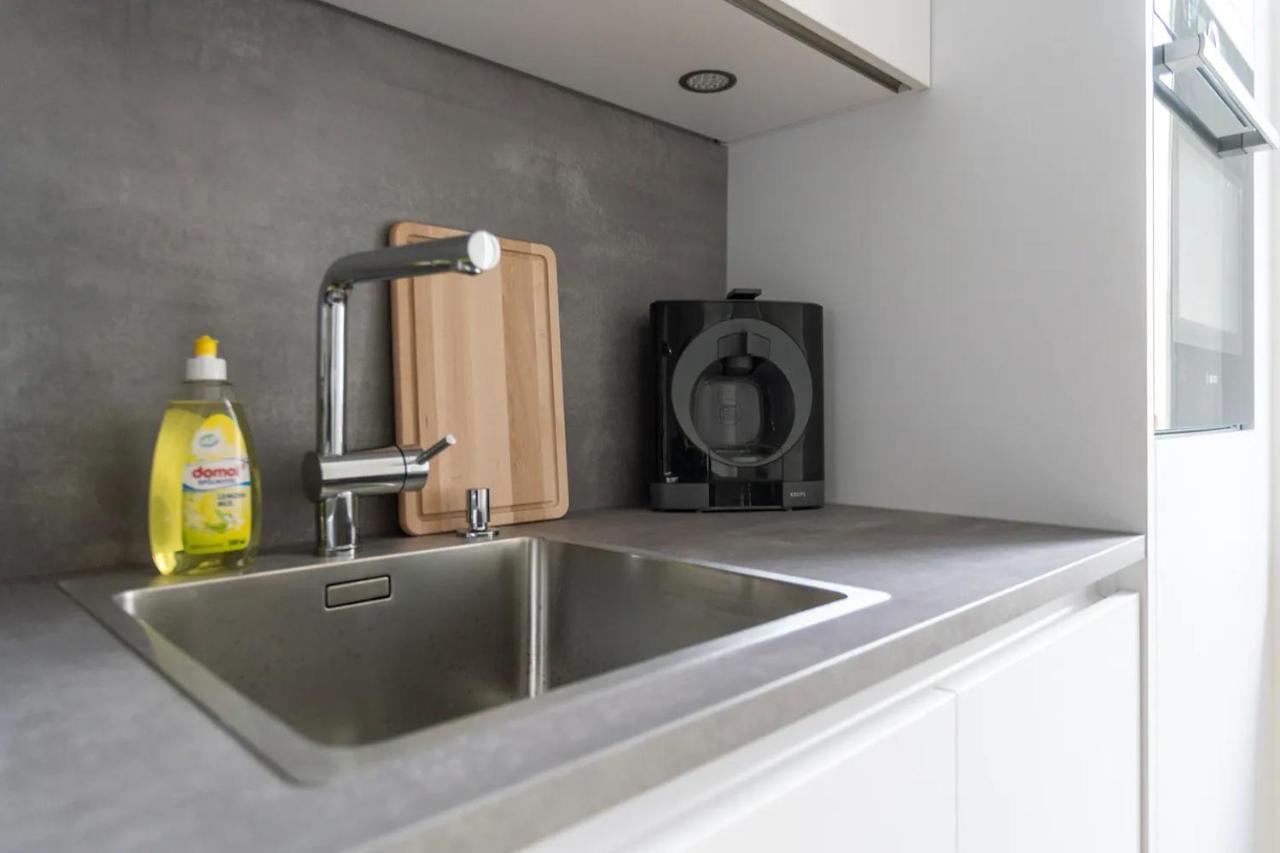 A Stylish Apartment In The Center Of True Берлин Экстерьер фото