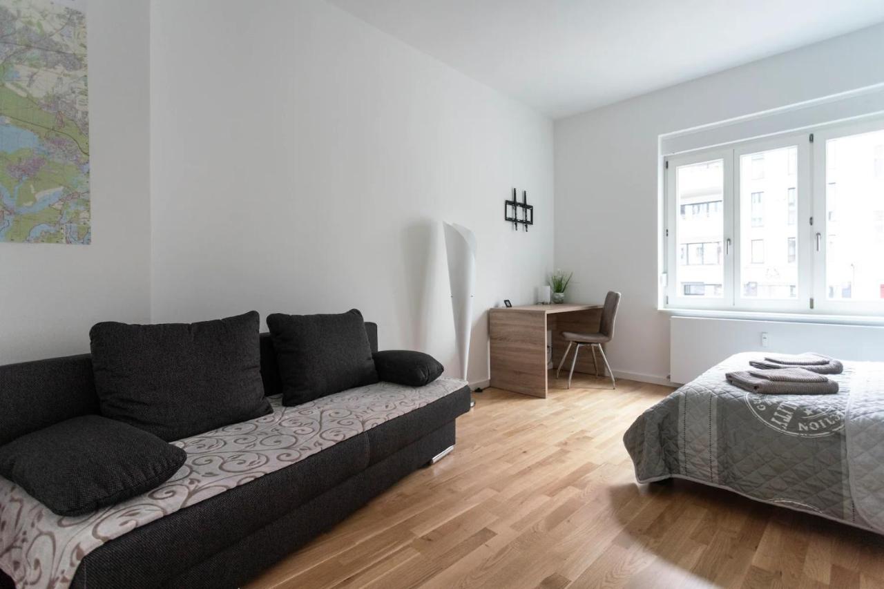 A Stylish Apartment In The Center Of True Берлин Экстерьер фото